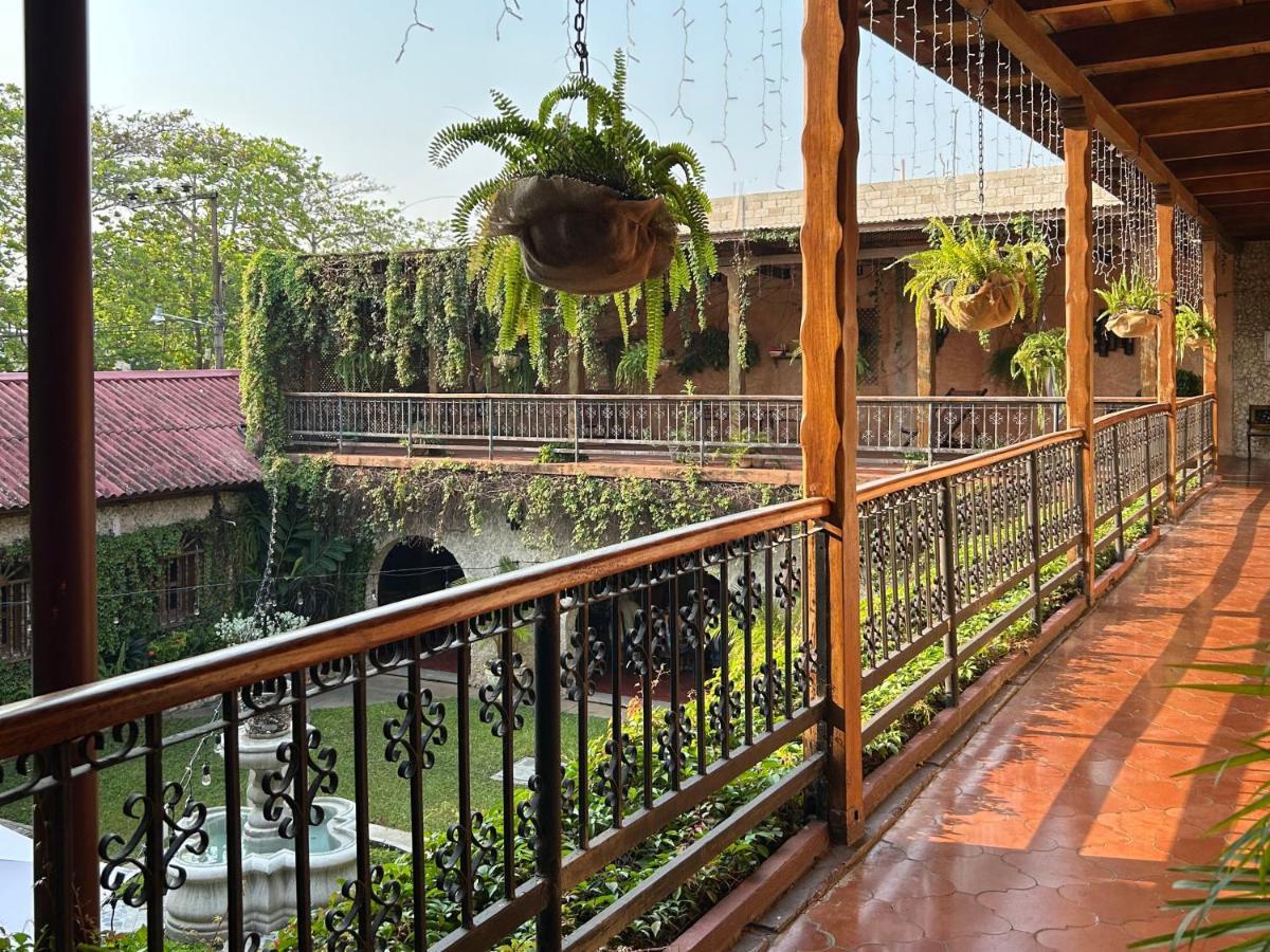 Hotel Del Patio Флорес Екстер'єр фото