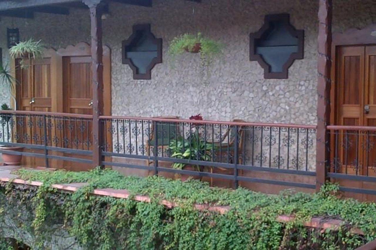 Hotel Del Patio Флорес Екстер'єр фото
